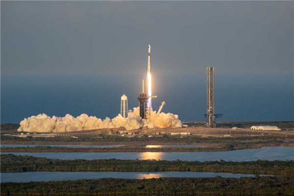 SpaceX獵鷹9號成功執行“運輸者13號”任務：創下兩項航天里程碑